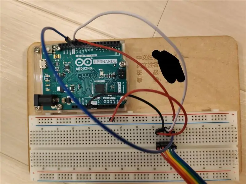 Ikonekta ang Dot Matrix sa Circuit Board