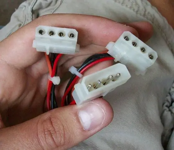 Počítač Molex Power Y-Splitter