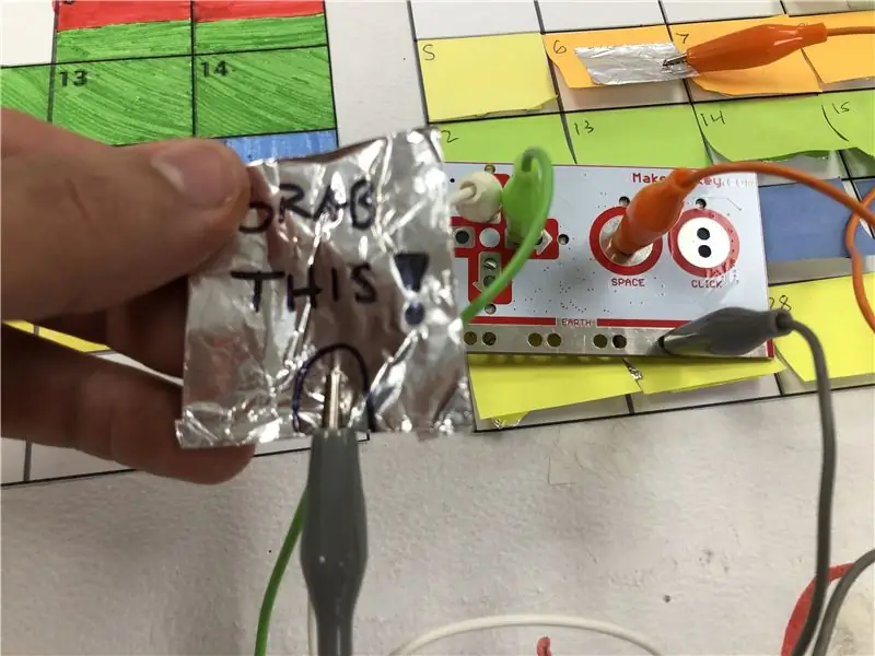 Conectarea Makey Makeys la Calendar