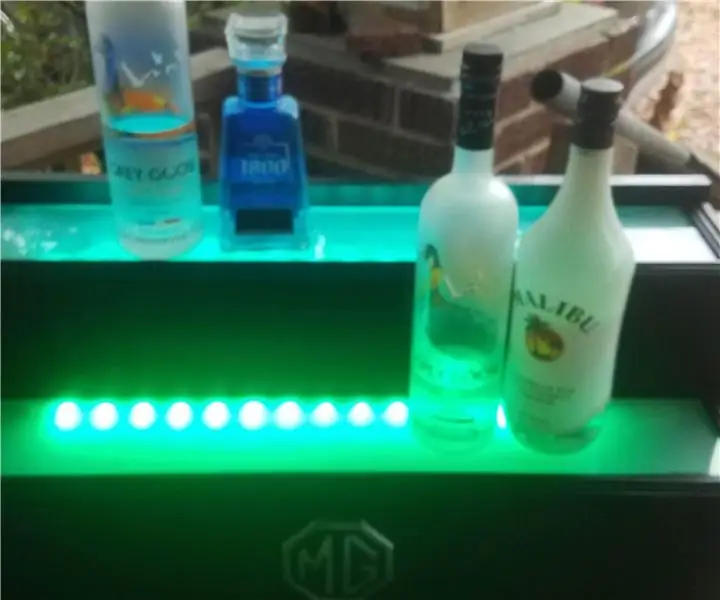 LED polica sa alkoholnim pićima sa Bluetooth muzikom: 7 koraka