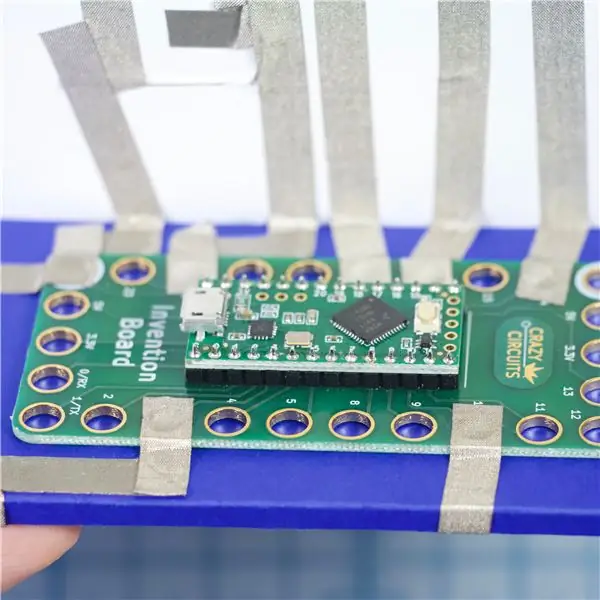 Arduino -той холбогдож кодоо байршуулна уу