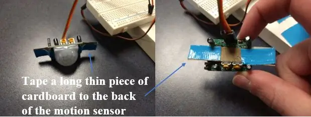 Bevestig bewegingssensor en lasermodule aan torentje