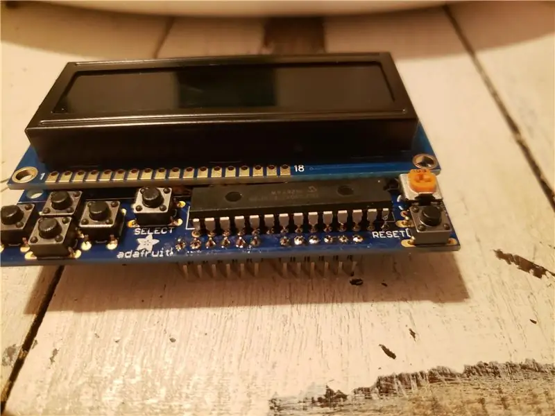 Merakit Adaftuit RGB/LCD Shield