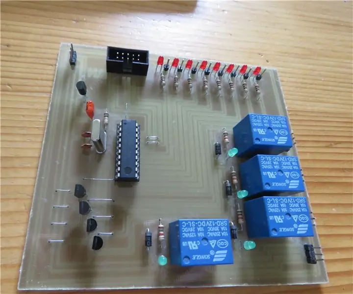 Feu la vostra pròpia placa de desenvolupament amb microcontrolador: 3 passos (amb imatges)