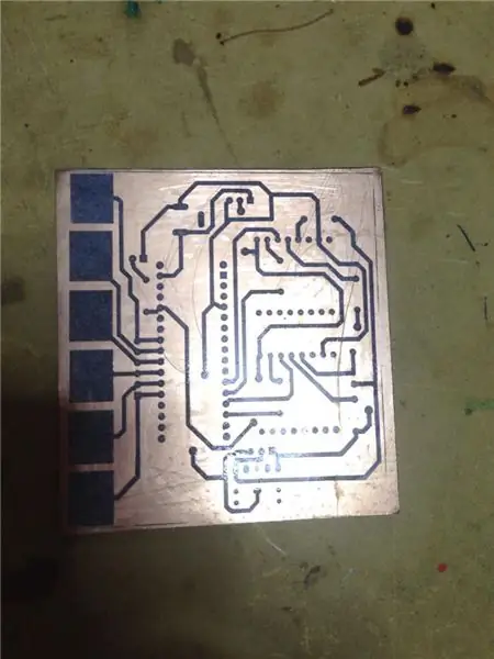 Construye la PCB