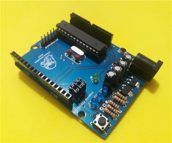 Deska kompatibilní s Arduino: 13 kroků