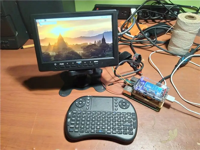 Alamin Kung Paano Gumawa ng isang Portable Baterya Pinapatakbo ng Monitor na Maaari ring Magpagana ng isang Raspberry Pi