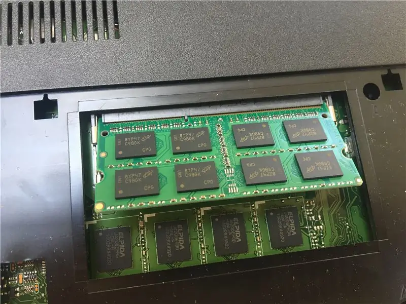 Steg 5: Installera RAM