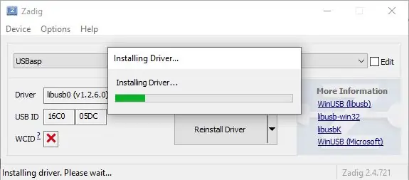 Klikk på Installer driver på nytt