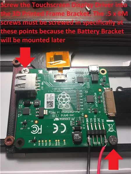 Collegare il cavo a nastro da 200 mm e montare il driver del display touchscreen al telaio