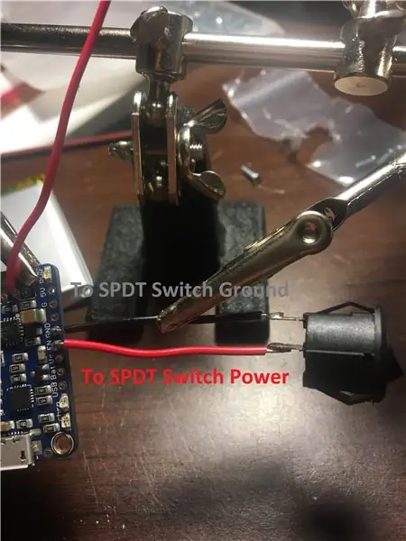 SPDT'yi PowerBoost1000'e Lehimleyin ve PowerBoost1000'i Çerçeveye Monte Edin