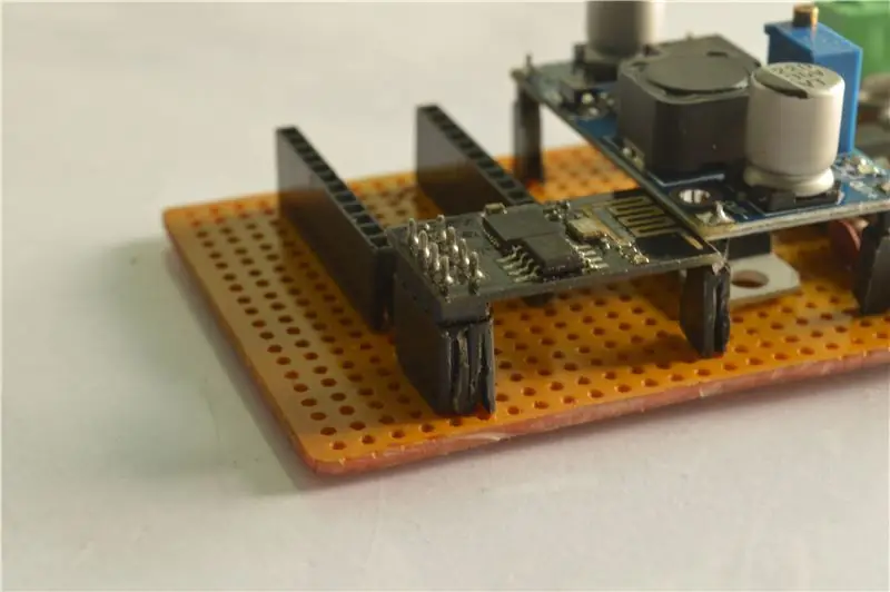 Voeg die headers vir die WiFi -module by