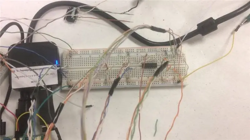 Txuas lub Circuit Court los ntawm Breadboard mus rau Mezzanine