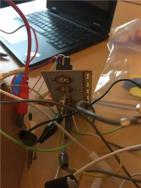 Makey Makey elektroinstalācija