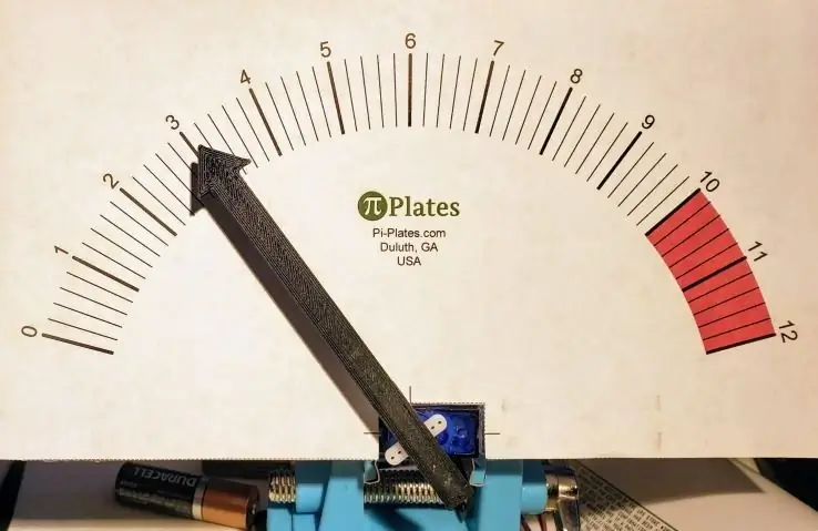 Retro analoog voltmeter