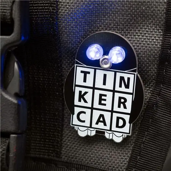 Alamin ang Tinkercad na Mag-solder Badge