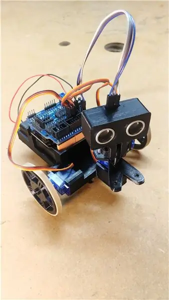 Bitti!!! 9V Arduino Güç Kaynağını Bağlayın, Pil Paketini Açın ve OAREE ile Engellerden Kaçınmaya Başlayın