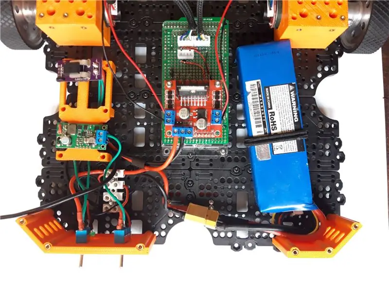 Motor Group at Arduino sa Ibabang Layer