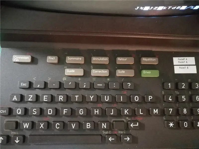 Gebruik u Minitel