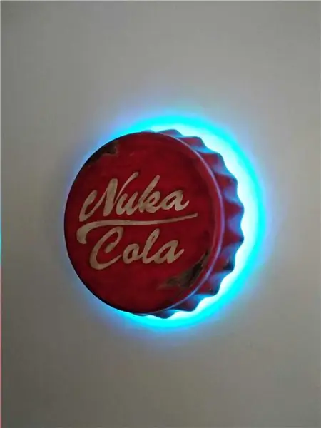 Настенный светильник с крышкой от бутылки Nuka Cola