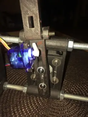 I-mount ang Servo Arm sa Y-axis Motor