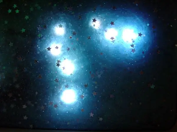 Cosmic Light Na May Mga LED na Naka-embed sa Resin: 11 Mga Hakbang (na may Mga Larawan)