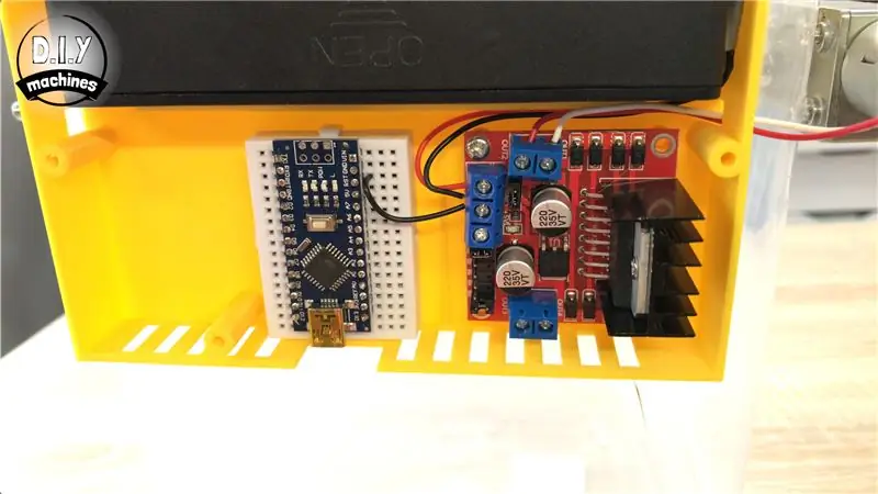 Připojte Arduino a ovladač motoru