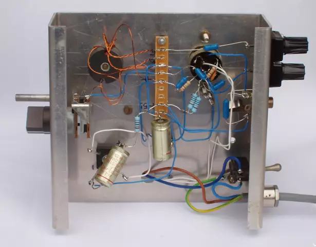 Katamtamang Wave AM Broadcast Band Resonant Loop Antenna .: 31 Mga Hakbang