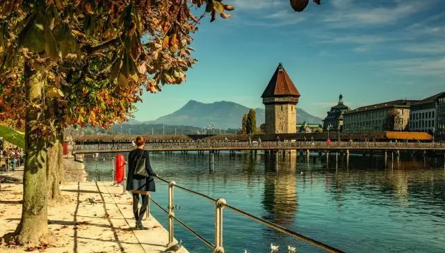 Ručno izrađena praznična foto kartica koja je sama po sebi poklon!: 8 koraka