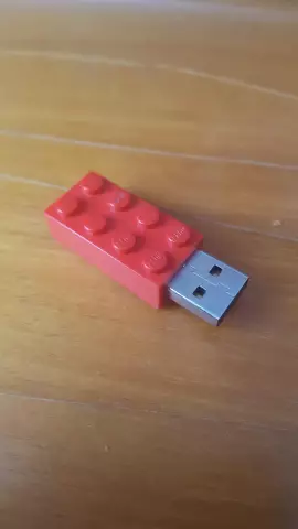 Pamięć USB Lego: 5 kroków